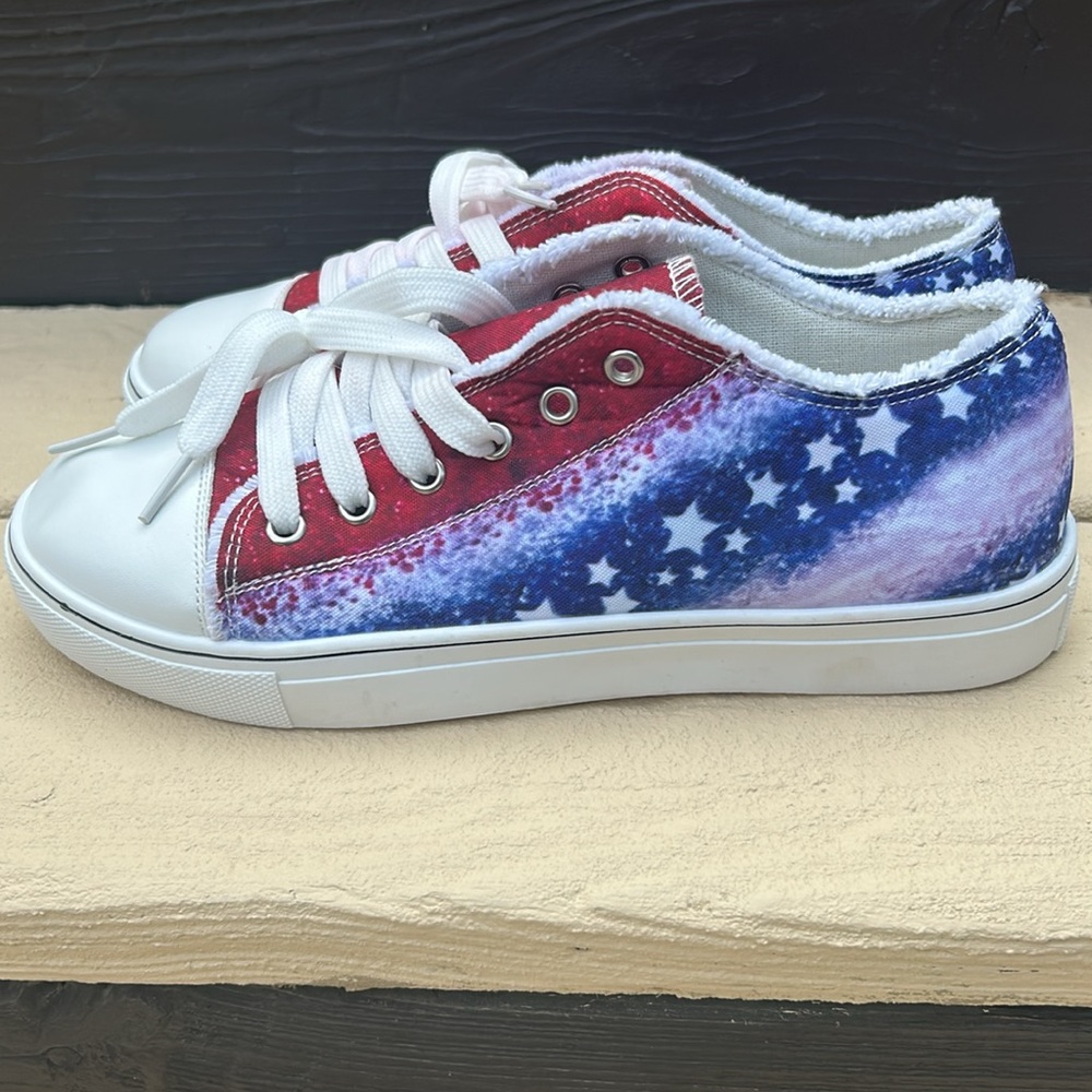 NWOT Red White and Blue sneaker - Picture 3 of 6